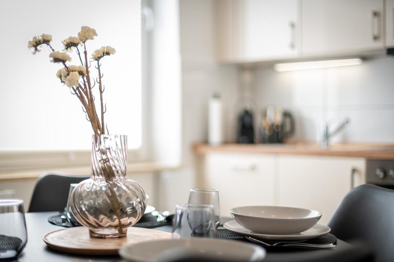 Shiny Homes - Elegant City Apartments 빌레펠트 외부 사진